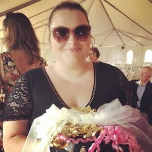 Meet your Posher, Molly